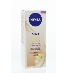 Dagcreme Nivea Essentials BB cream medium SPF15 50 ml kopen